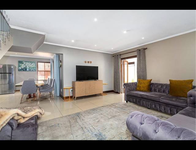 3 BEDROOM PROPERTY TO RENT IN DAINFERN